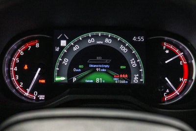 Toyota RAV4 XLE 2024