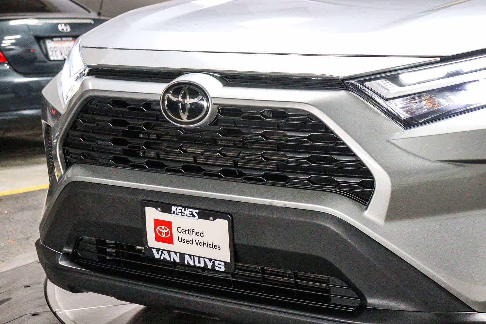 Toyota RAV4 XLE 2024