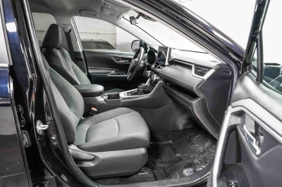 Toyota RAV4 XLE 2024
