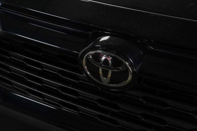 Toyota RAV4 XLE 2024