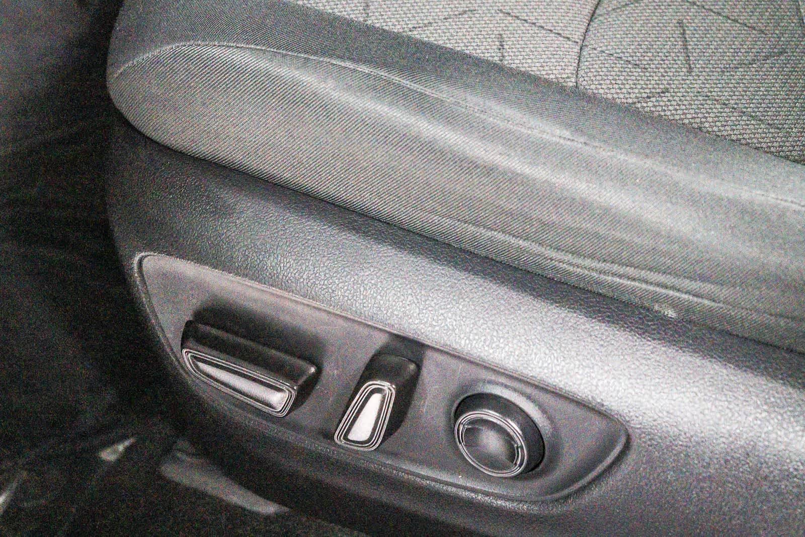 Toyota RAV4 XLE 2020