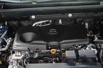 Toyota RAV4 XLE 2024