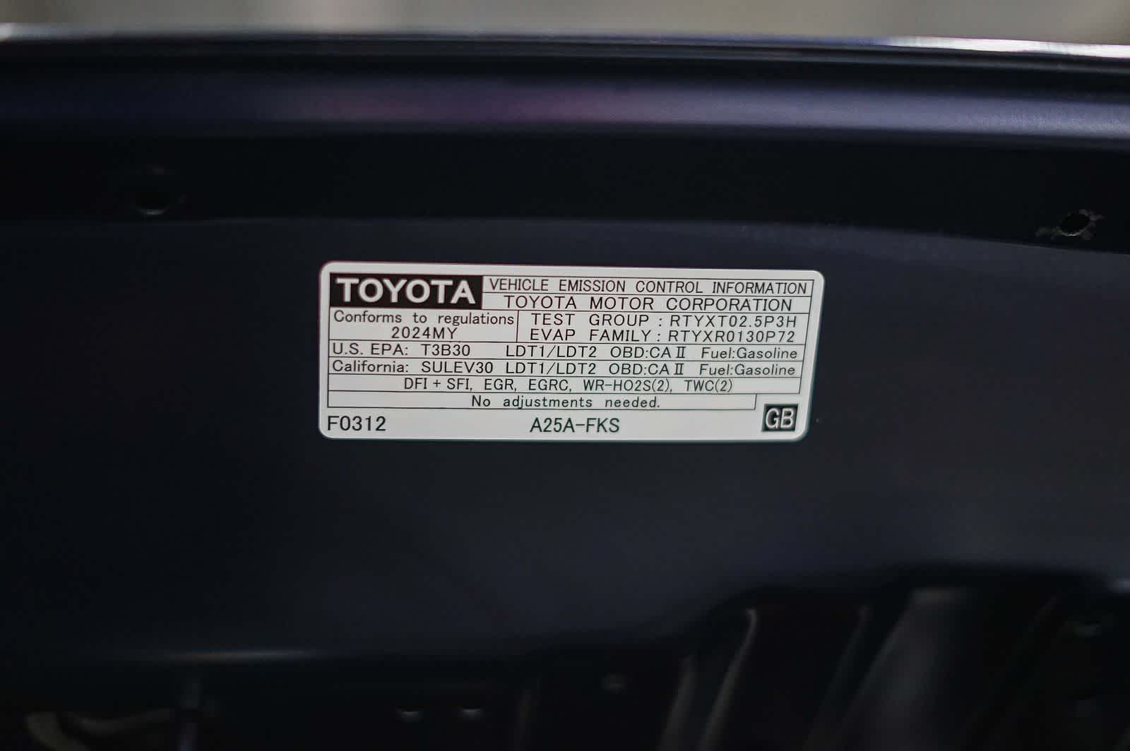 Toyota RAV4 XLE 2024