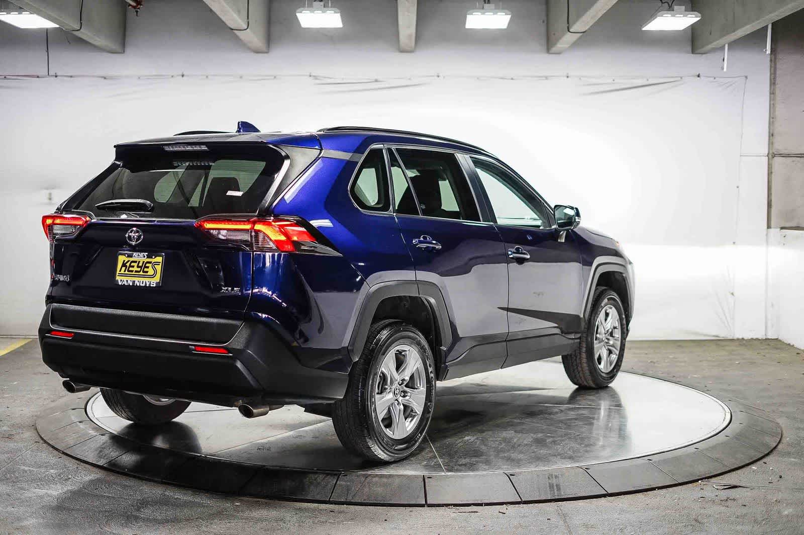 Toyota RAV4 XLE 2024