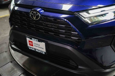 Toyota RAV4 XLE 2024