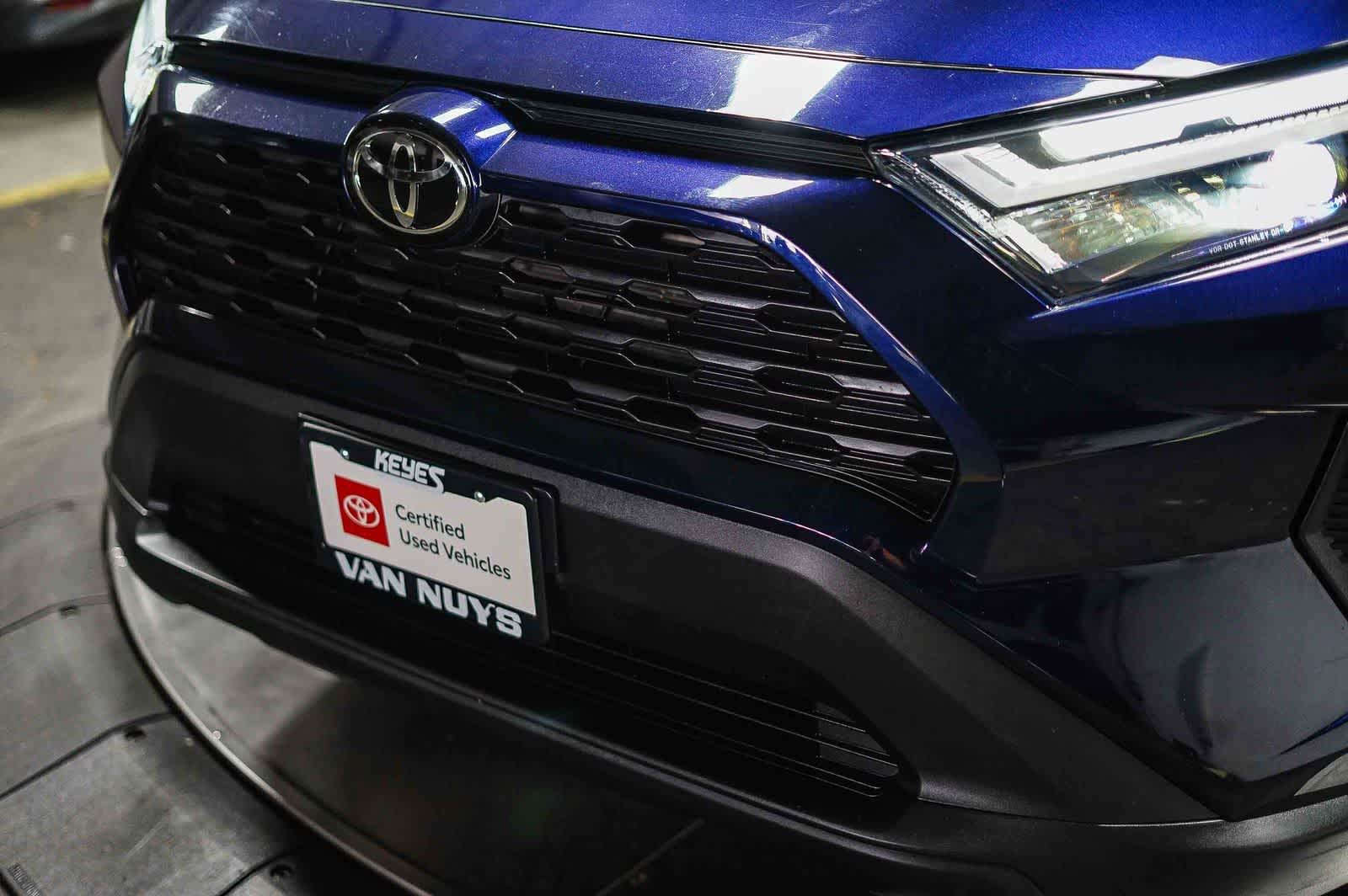Toyota RAV4 XLE 2024