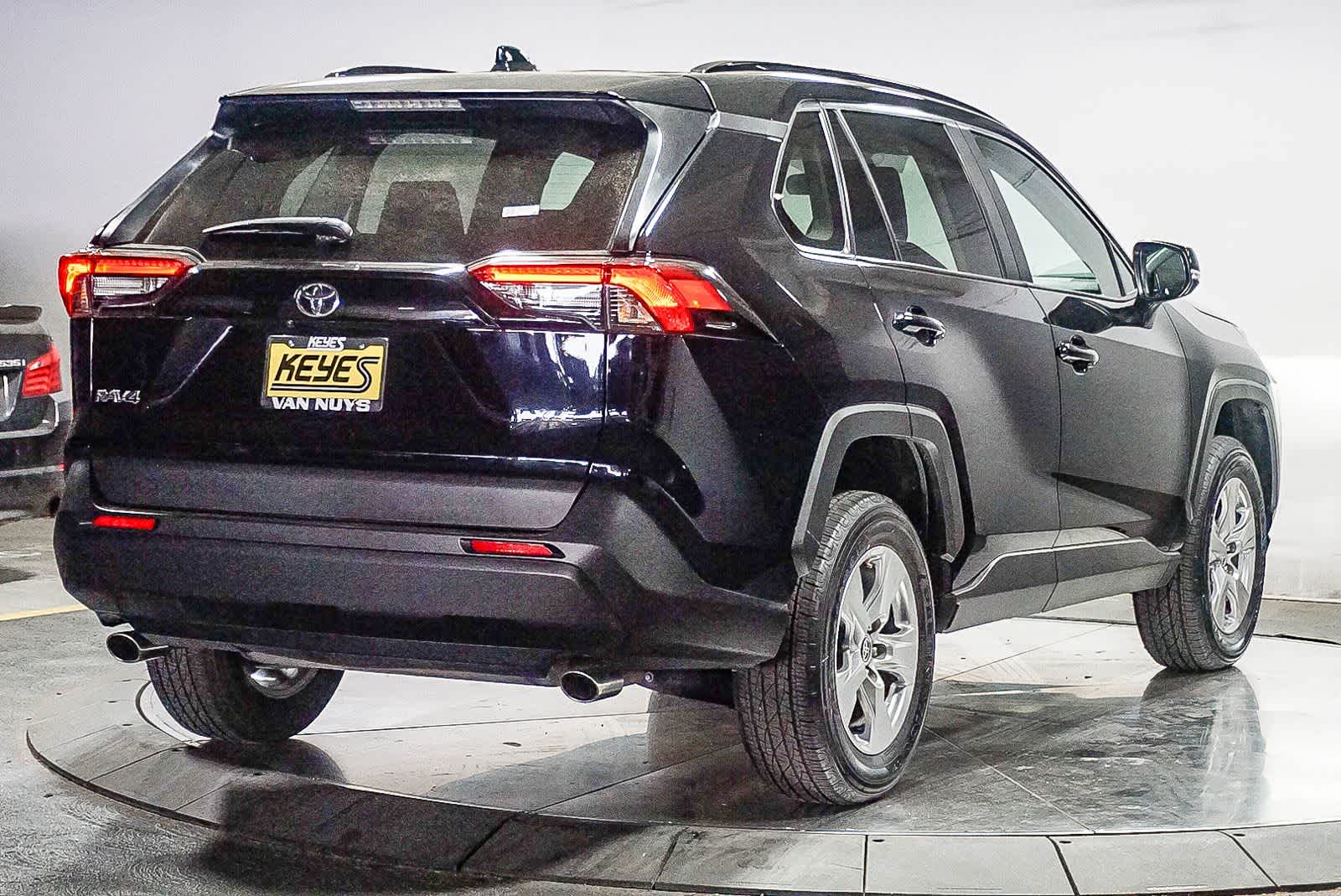 Toyota RAV4 XLE 2024