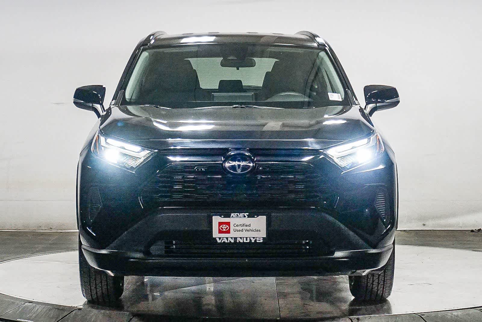 Toyota RAV4 XLE 2024