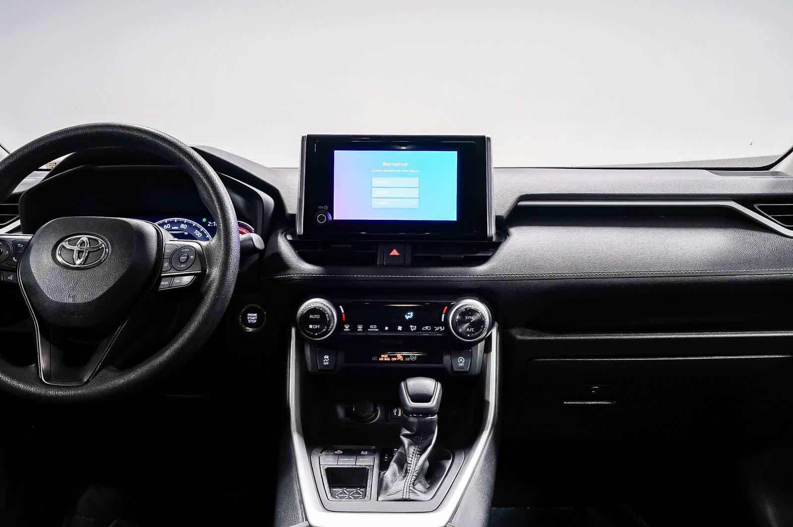 Toyota RAV4 XLE 2023