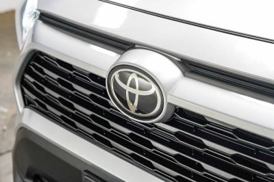 Toyota RAV4 XLE 2023