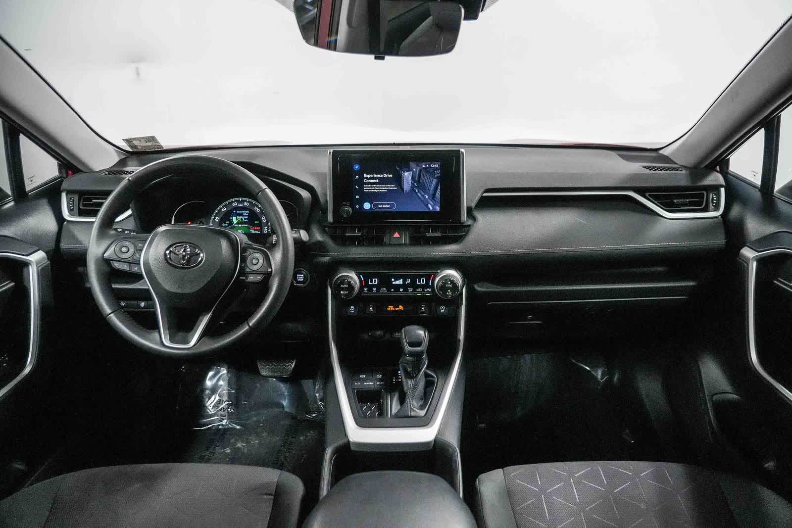 Toyota RAV4 XLE 2023