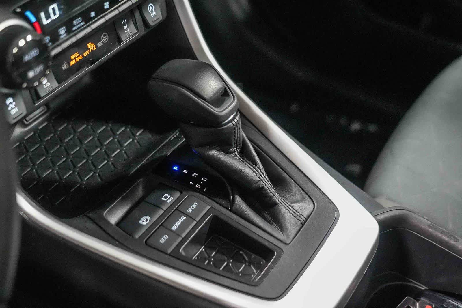 Toyota RAV4 XLE 2023