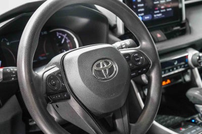 Toyota RAV4 XLE 2024