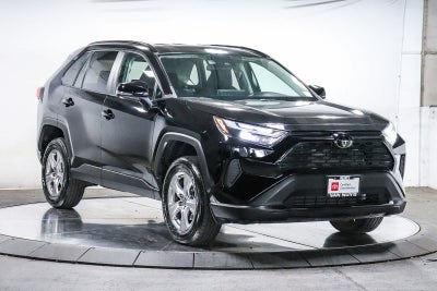 Toyota RAV4 XLE 2024