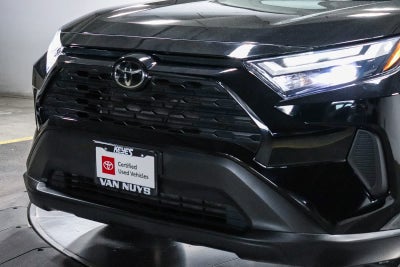 Toyota RAV4 XLE 2024