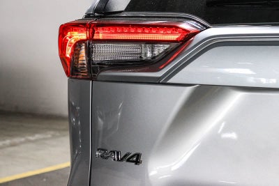 Toyota RAV4 XLE 2024