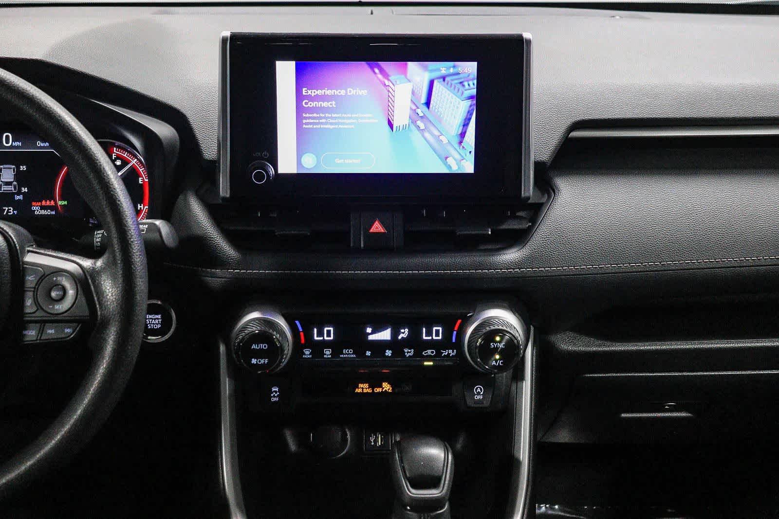 Toyota RAV4 XLE 2024