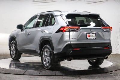 Toyota RAV4 XLE 2024