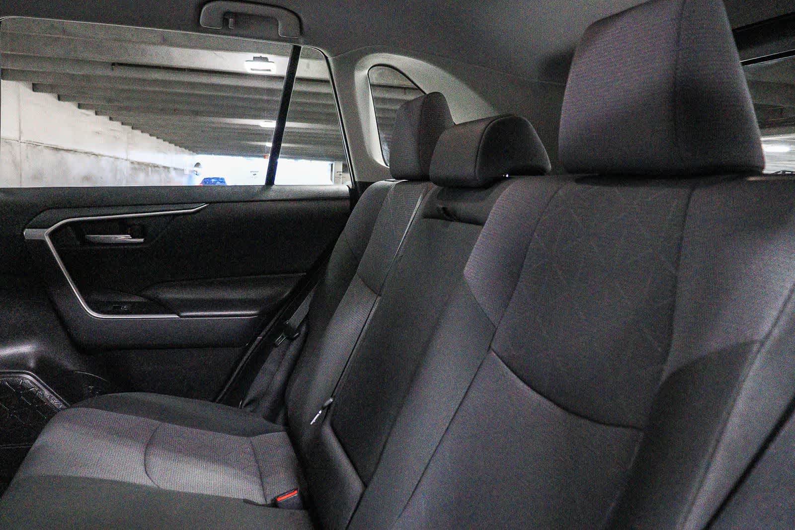 Toyota RAV4 XLE 2024