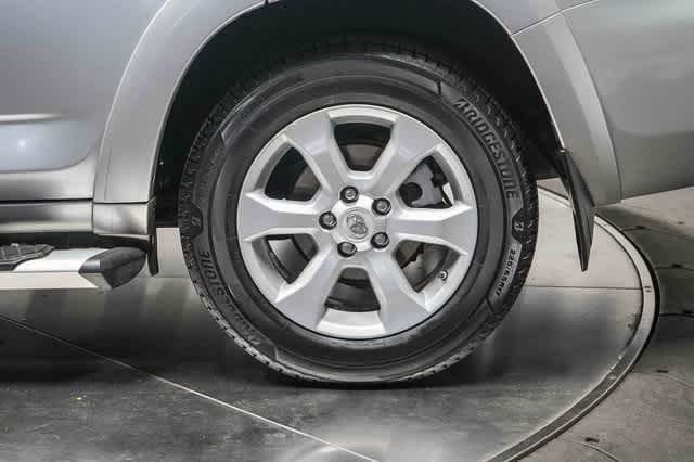 Toyota RAV4 Limited 2012