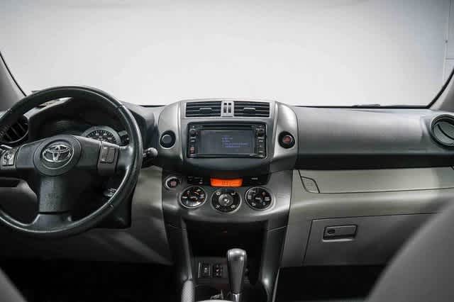 Toyota RAV4 Limited 2012