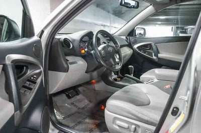 Toyota RAV4 Limited 2012