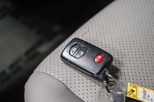 Toyota RAV4 Limited 2012