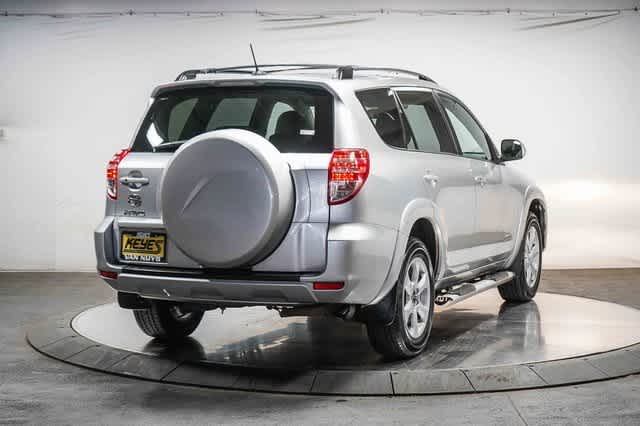 Toyota RAV4 Limited 2012