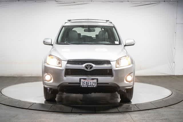 Toyota RAV4 Limited 2012