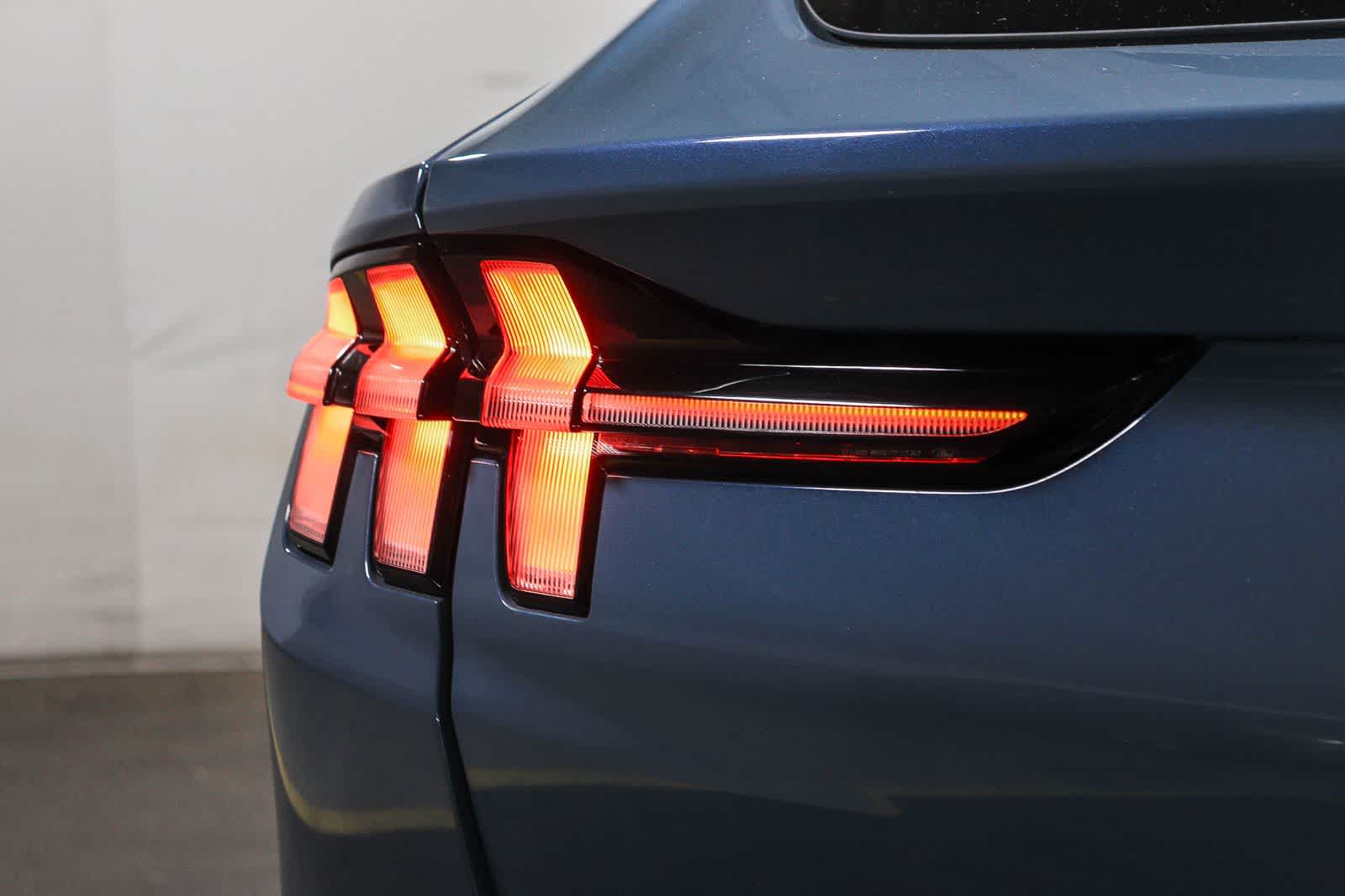 Ford Mustang Mach-E Premium 2024