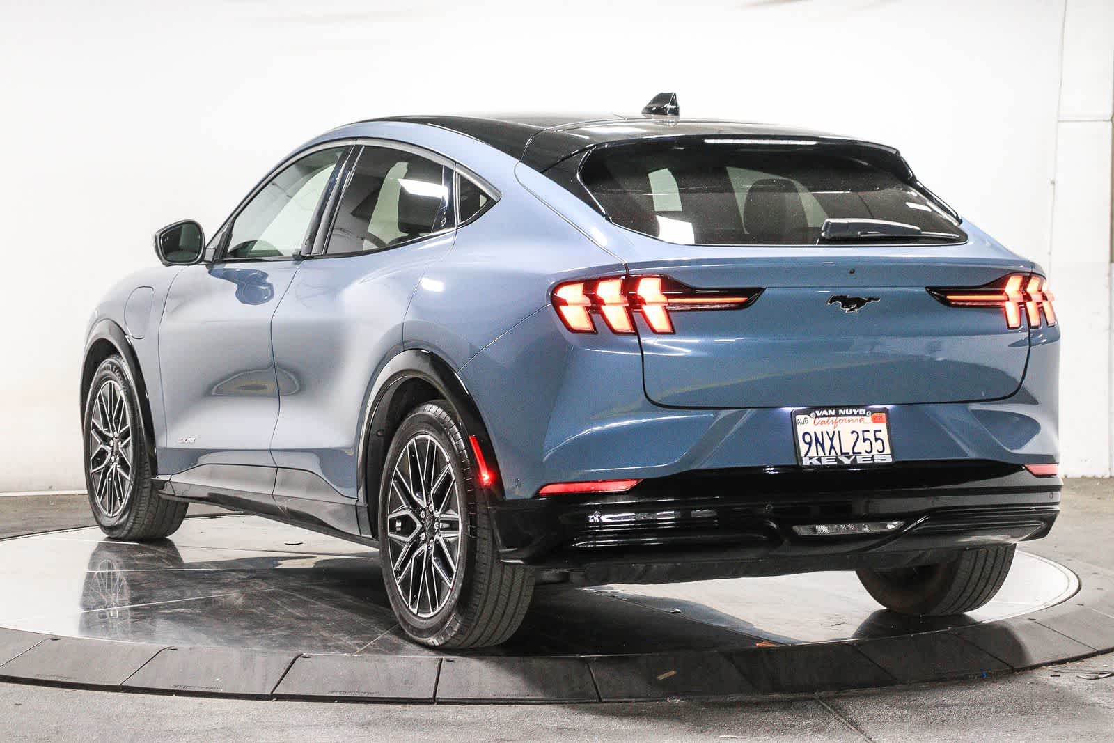 Ford Mustang Mach-E Premium 2024