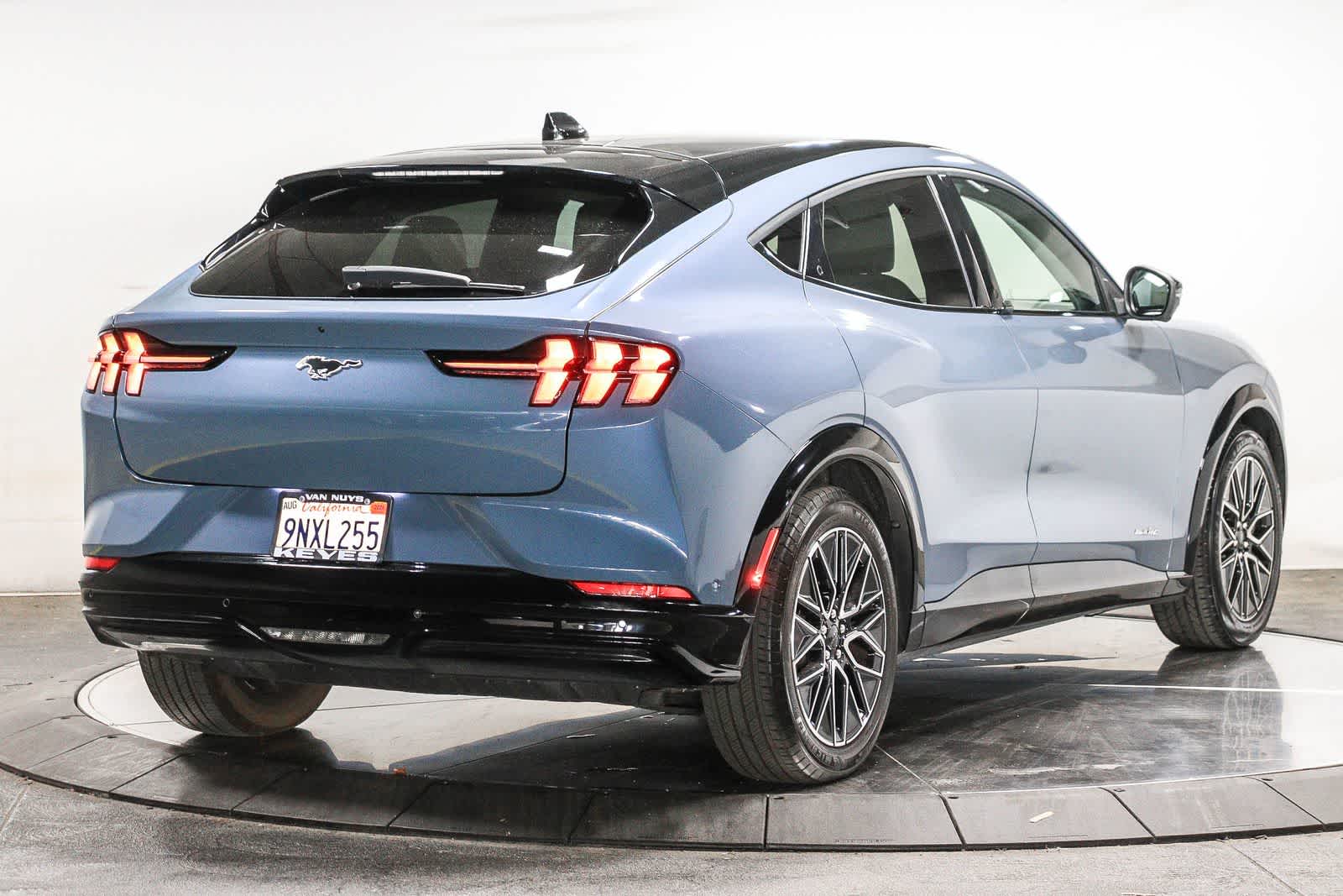 Ford Mustang Mach-E Premium 2024