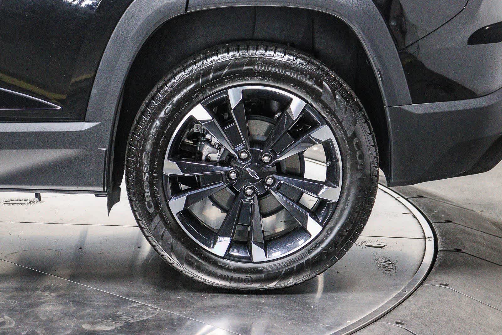 Chevrolet Equinox RS con tracción delantera (2025)