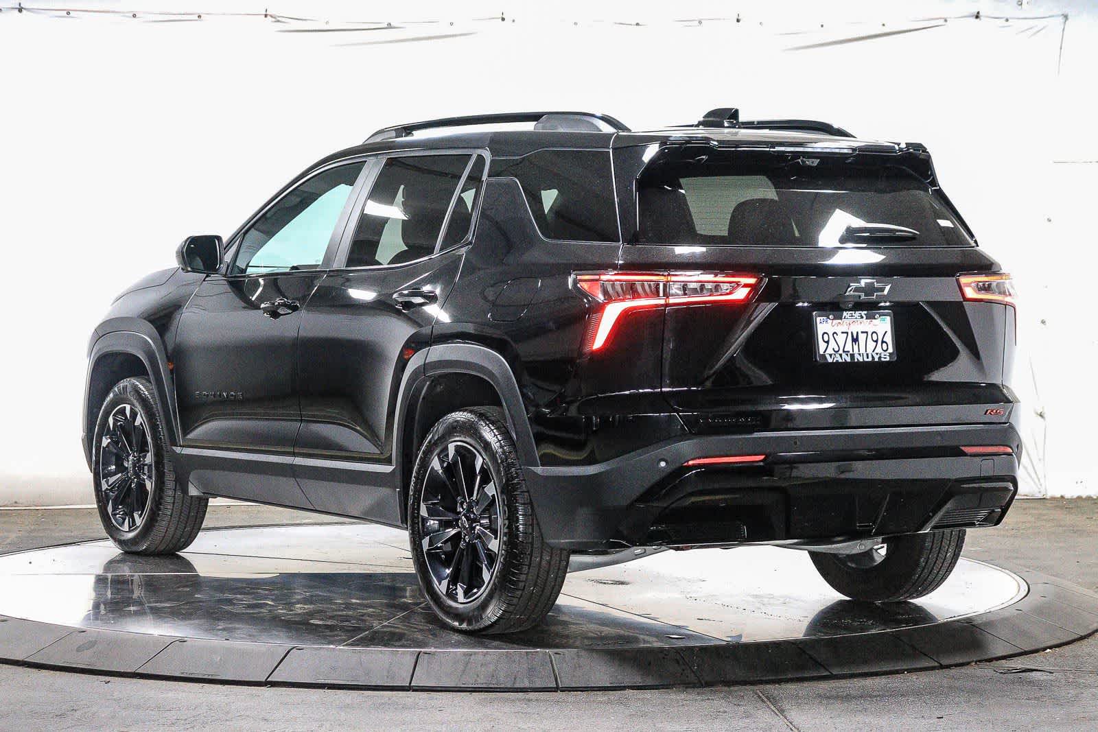 Chevrolet Equinox RS con tracción delantera (2025)