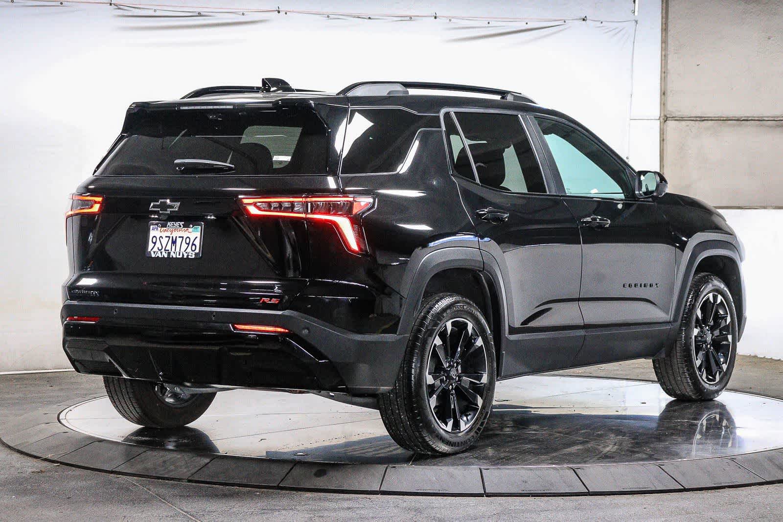 Chevrolet Equinox RS con tracción delantera (2025)