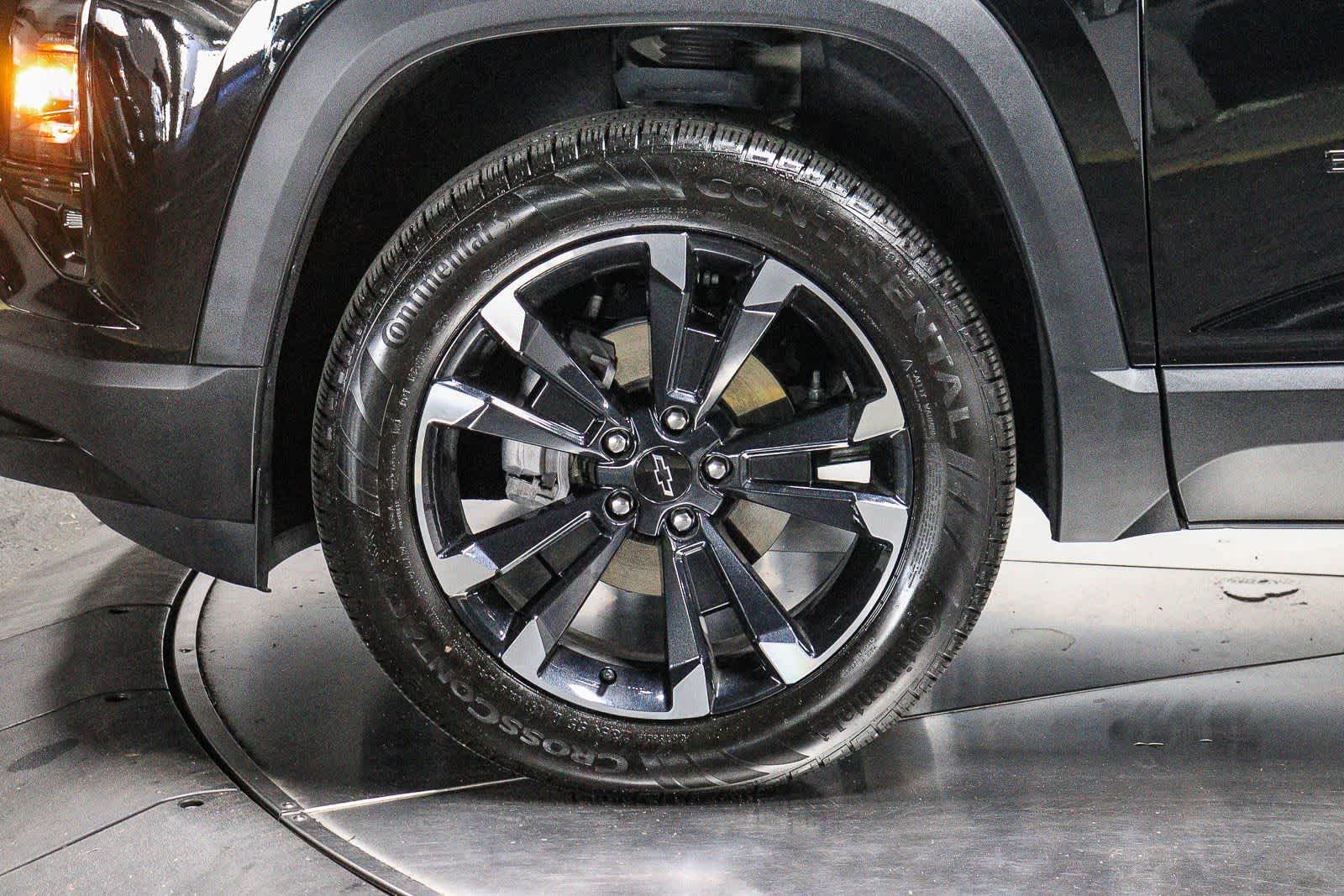Chevrolet Equinox RS con tracción delantera (2025)