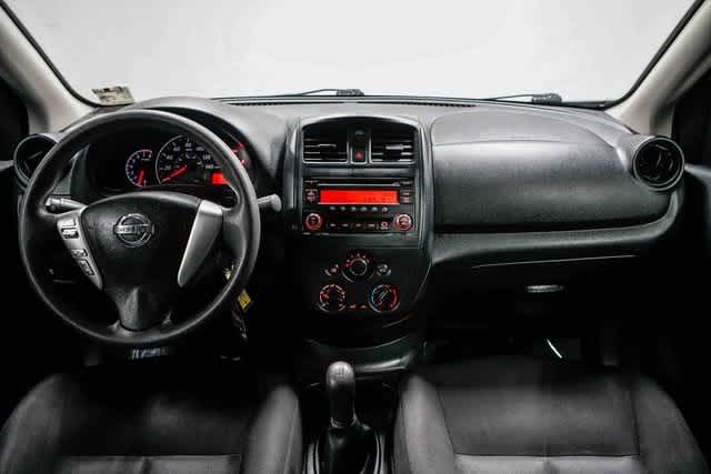 Nissan Versa S 2016