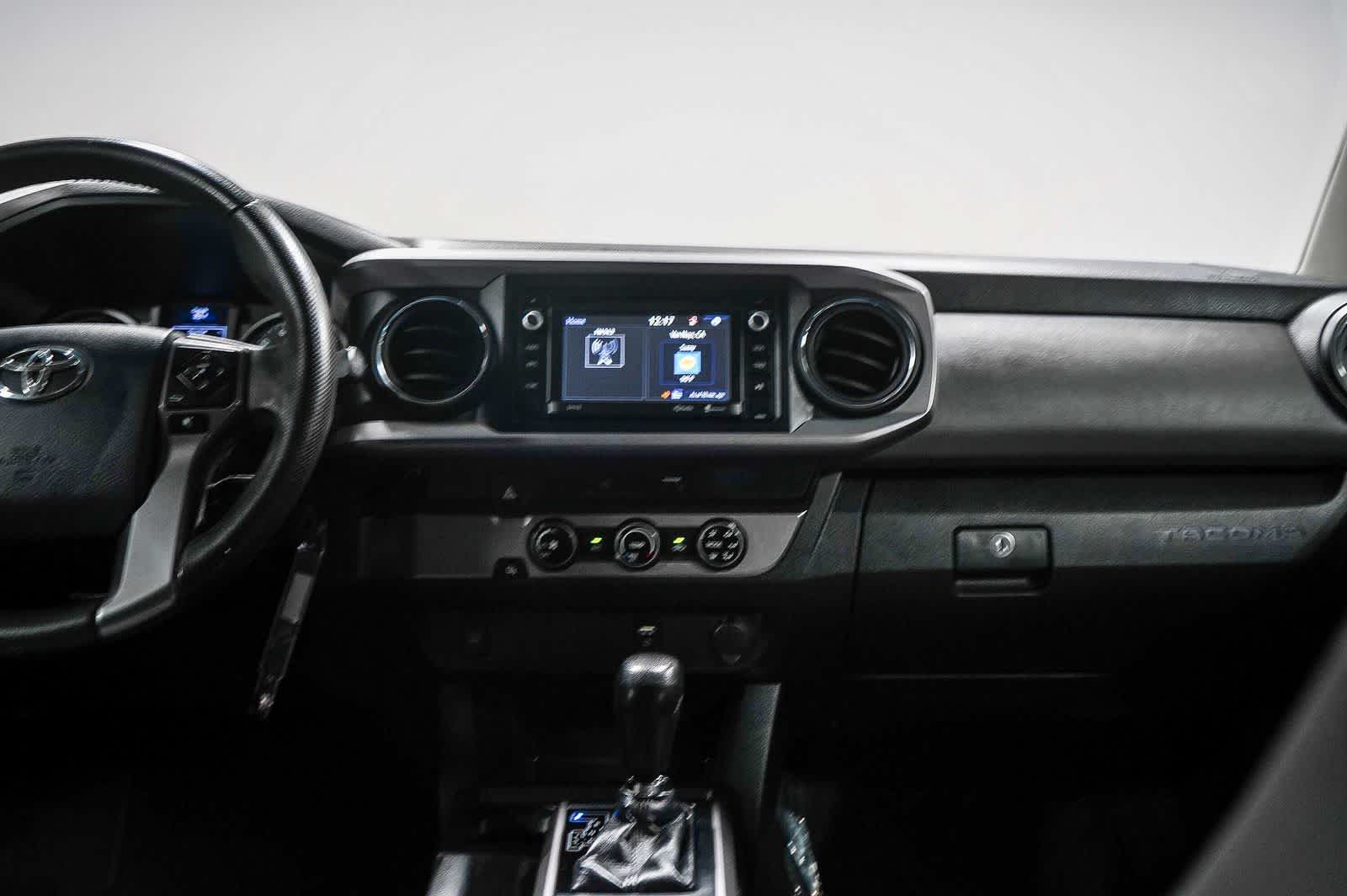 Toyota Tacoma SR5 2017