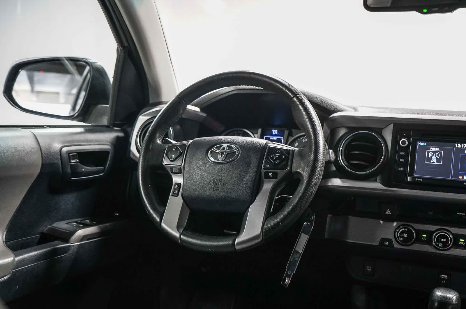 Toyota Tacoma SR5 2017