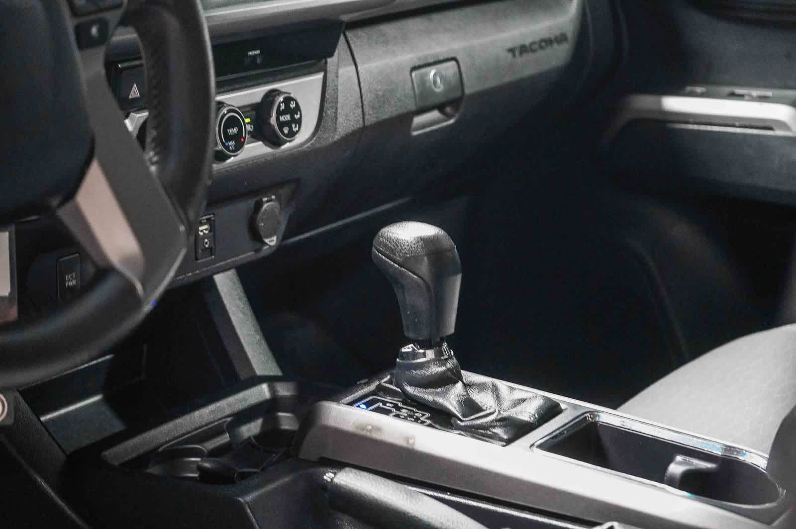 Toyota Tacoma SR5 2017