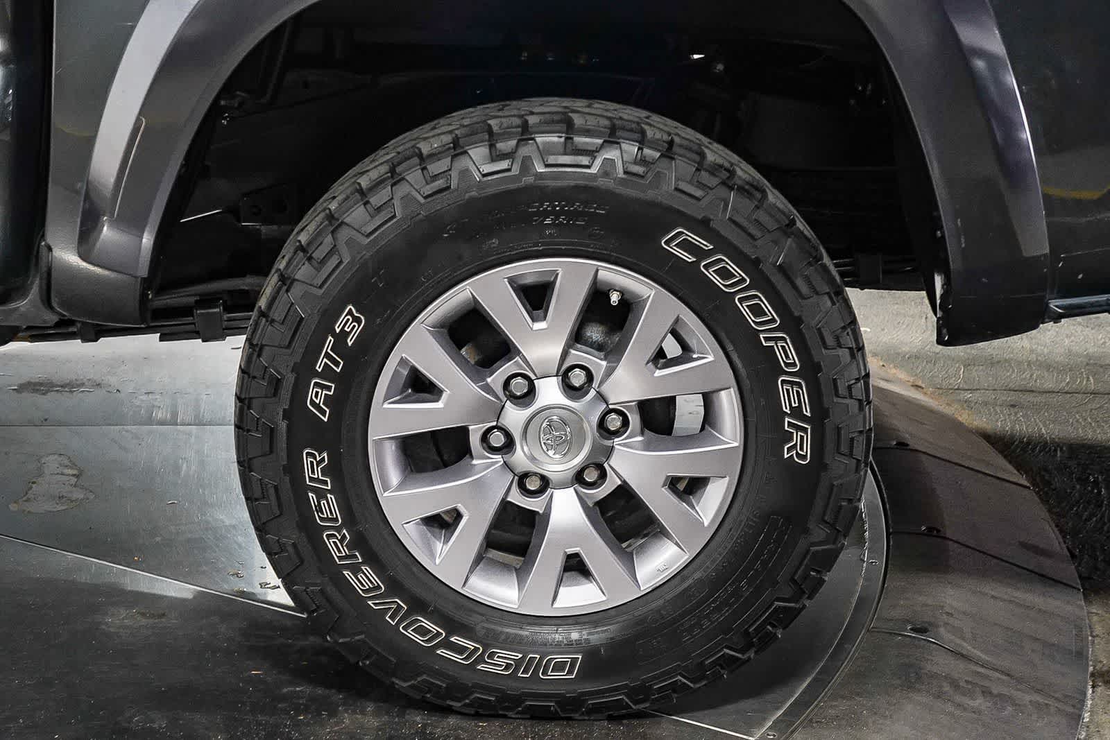 Toyota Tacoma SR5 2019