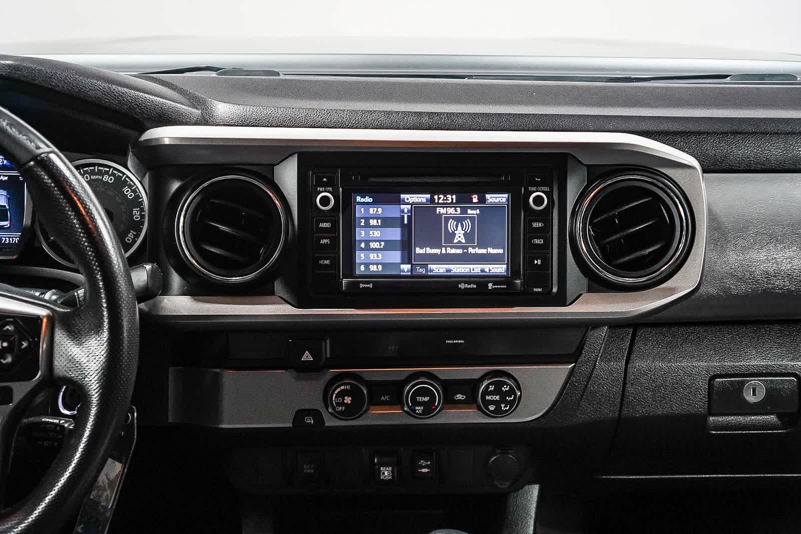 Toyota Tacoma SR5 2019