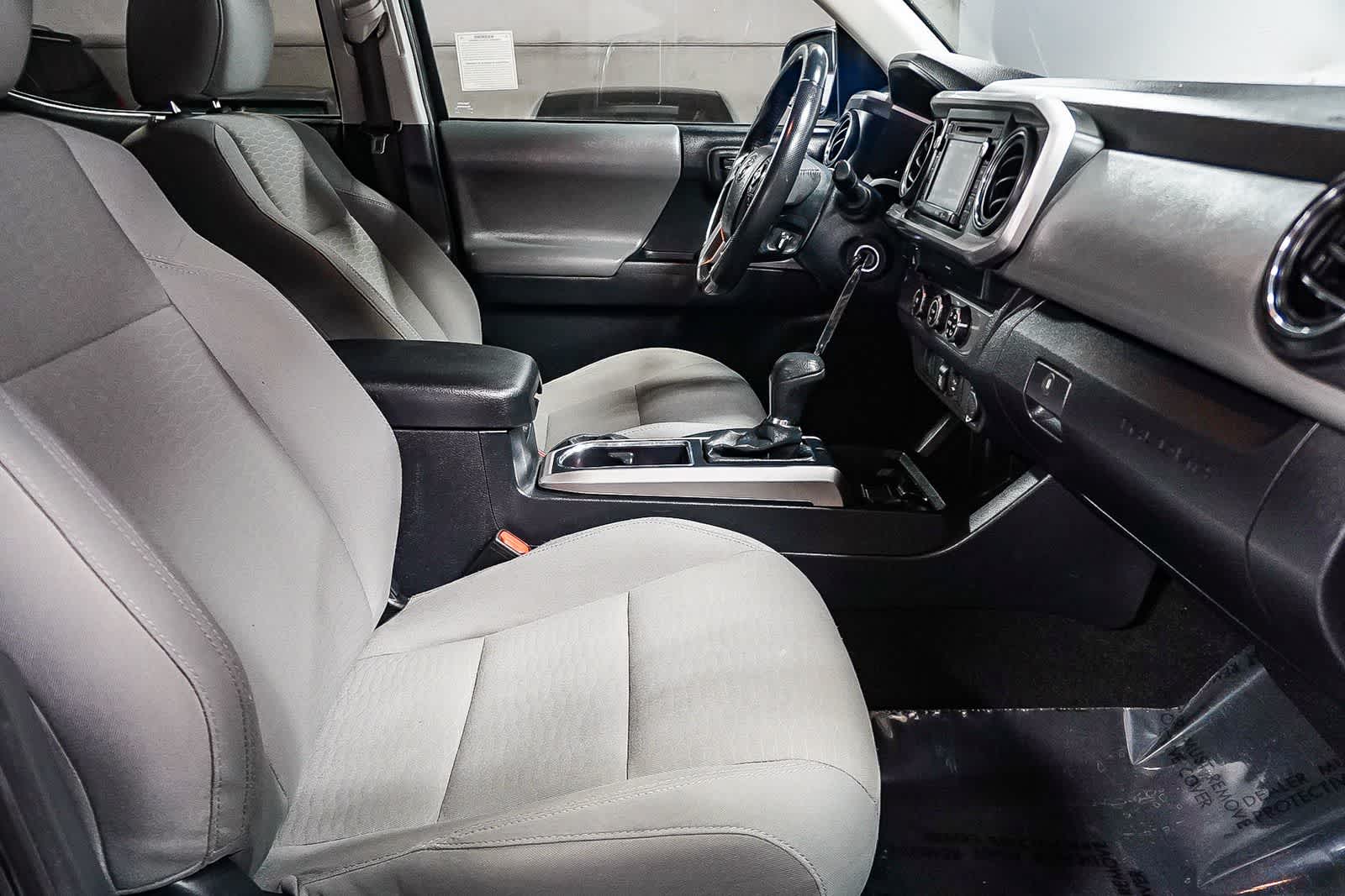 Toyota Tacoma SR5 2019