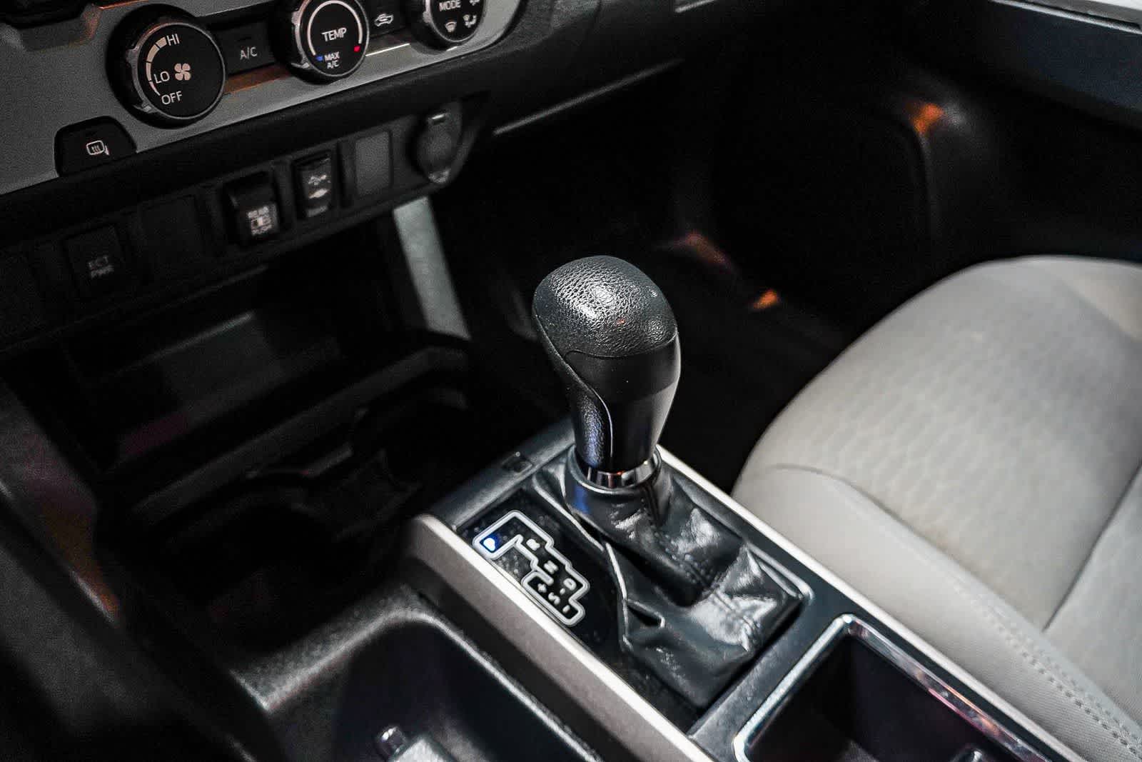 Toyota Tacoma SR5 2019