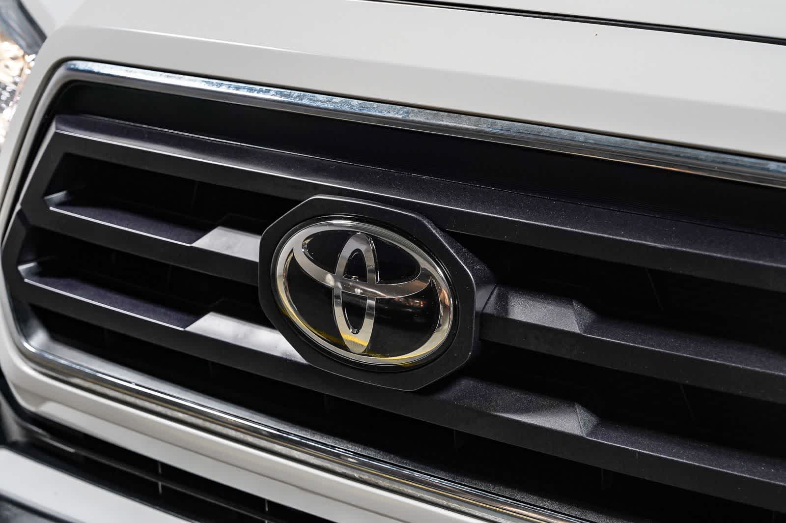 Toyota Tacoma SR5 2023