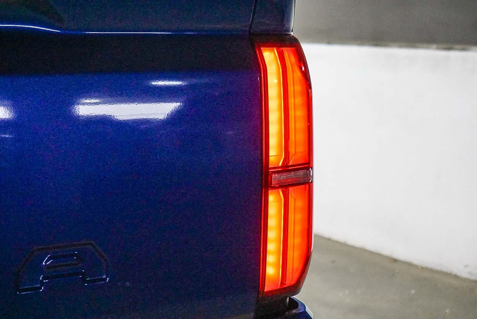 Toyota Tacoma SR5 2024