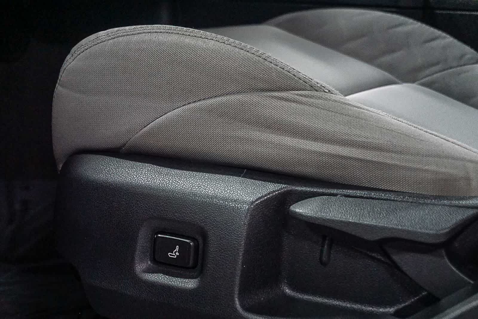 Toyota Tacoma SR5 2024