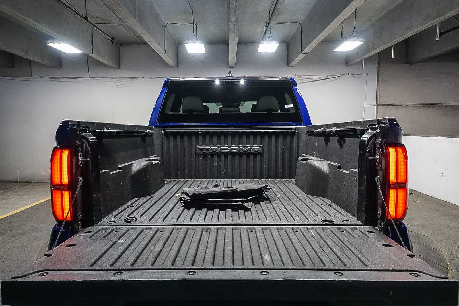 Toyota Tacoma SR5 2024