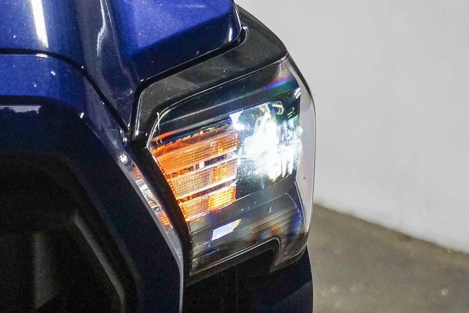 Toyota Tacoma SR5 2024