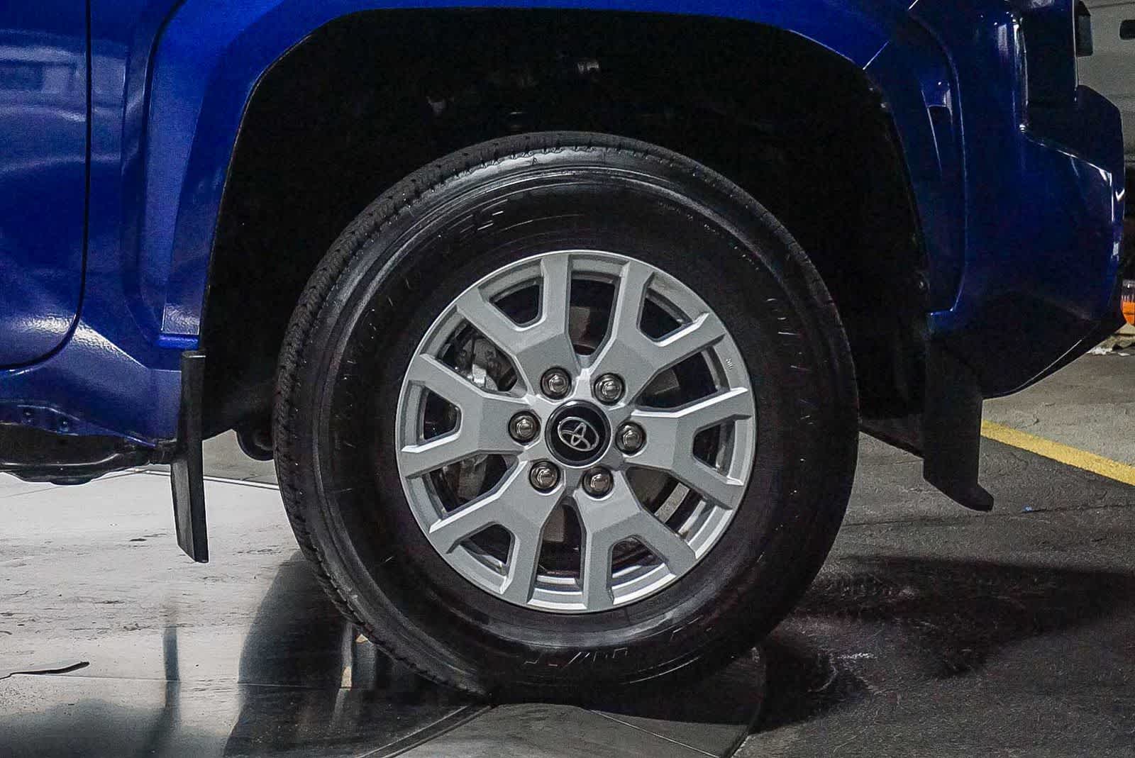 Toyota Tacoma SR5 2024